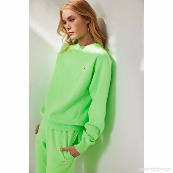 Champion Pigment Dyed Reverse Weave Crew Neck NEW - Picture 1 of 6